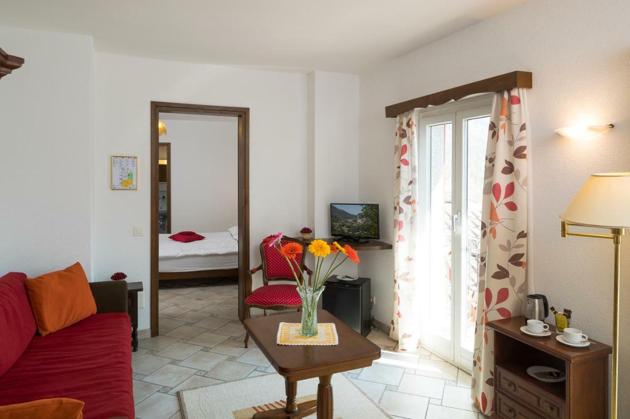 Hotel Antico Интраня Екстериор снимка