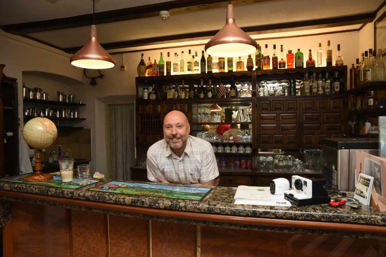 Hotel Antico Интраня Екстериор снимка